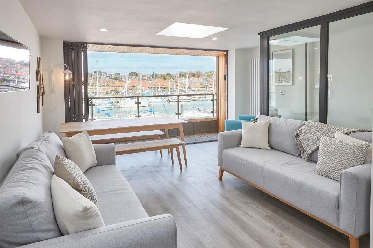Host & Stay - Coastal Townhouse Whitby Bagian luar foto