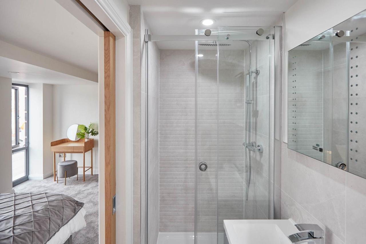 Host & Stay - Coastal Townhouse Whitby Bagian luar foto