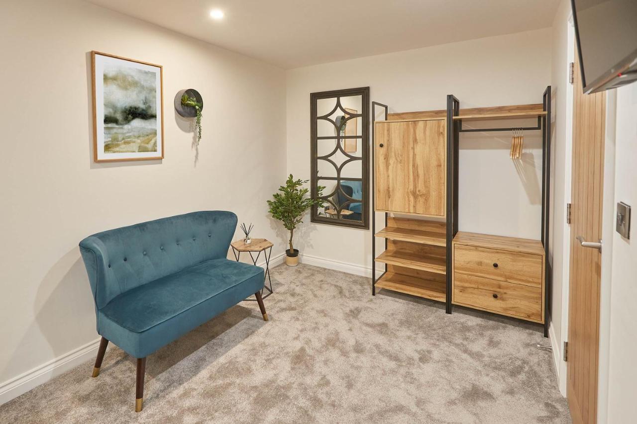 Host & Stay - Coastal Townhouse Whitby Bagian luar foto
